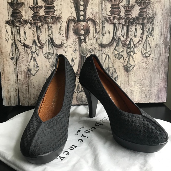 bernie mev. Shoes - Bernie Mev Legend Stretch Platform Pumps NWOT